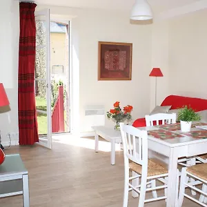 https://la-residence-du-port.inbrittany.com